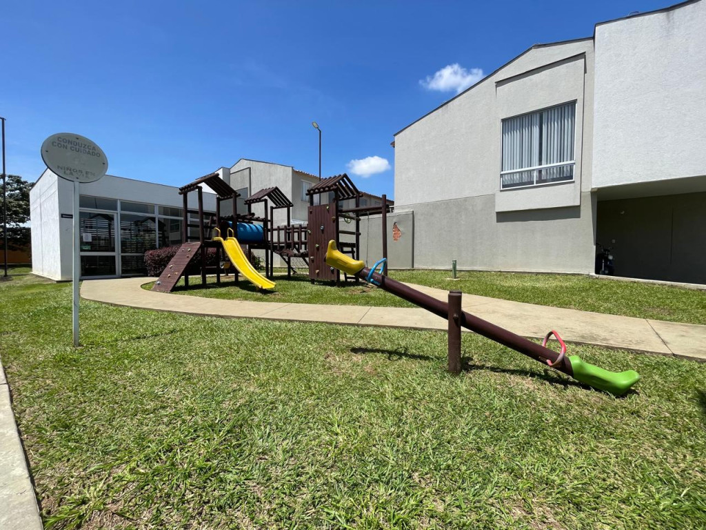 Casa En Arriendo - Ciudad Country - Jamundi, Jamundí