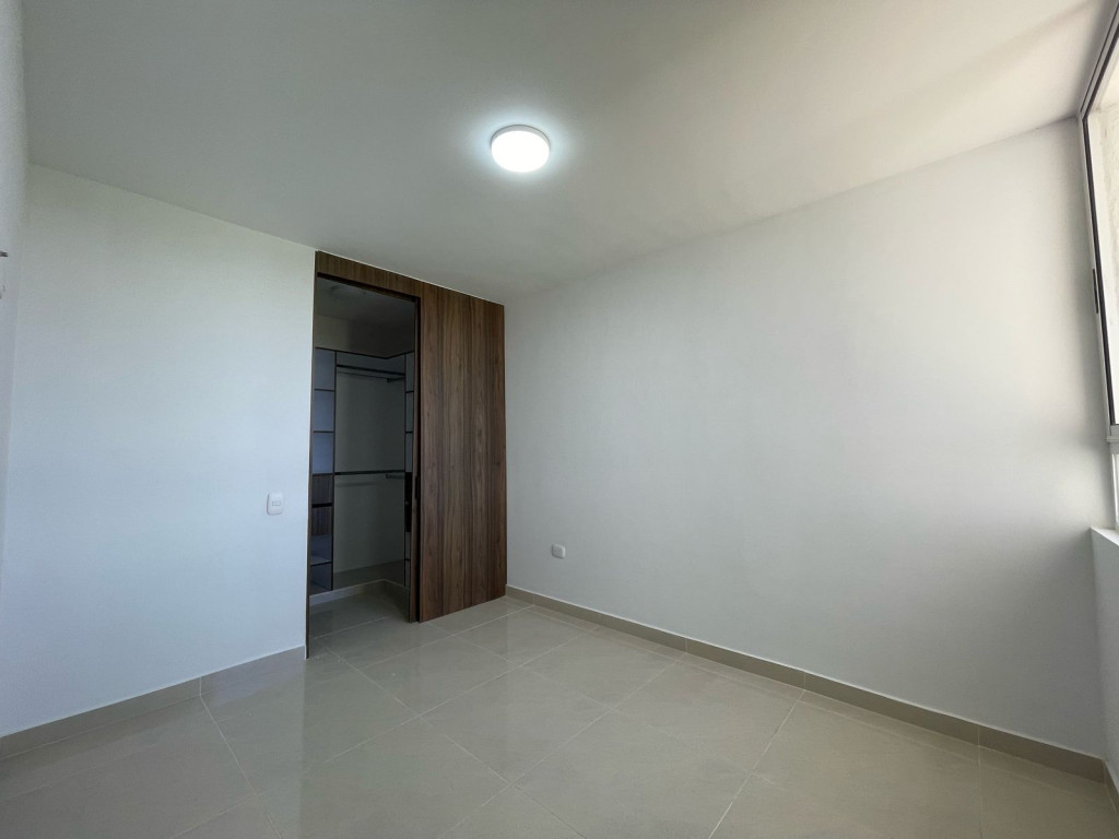 Apartamento En Arriendo - Valle Del Lili, Cali