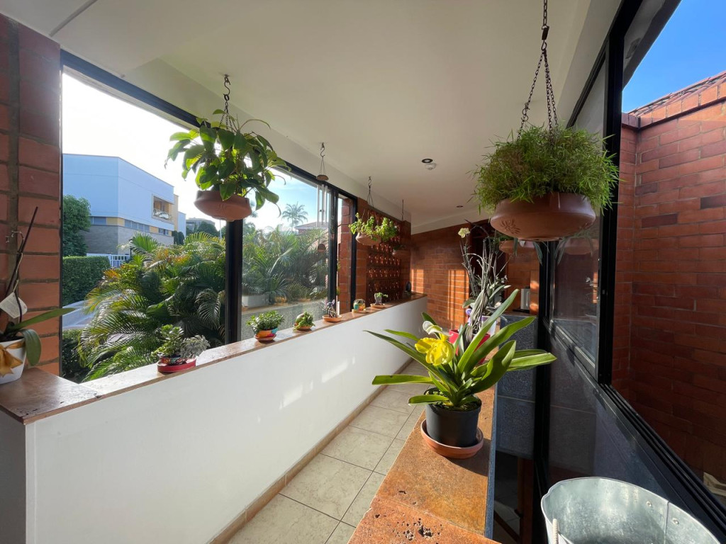 Casa En Arriendo - Ciudad Jardín, Cali