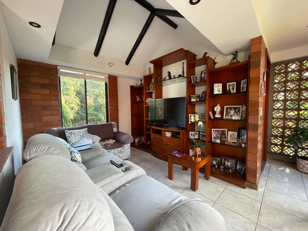 Casa En Arriendo - Ciudad Jardín, Cali