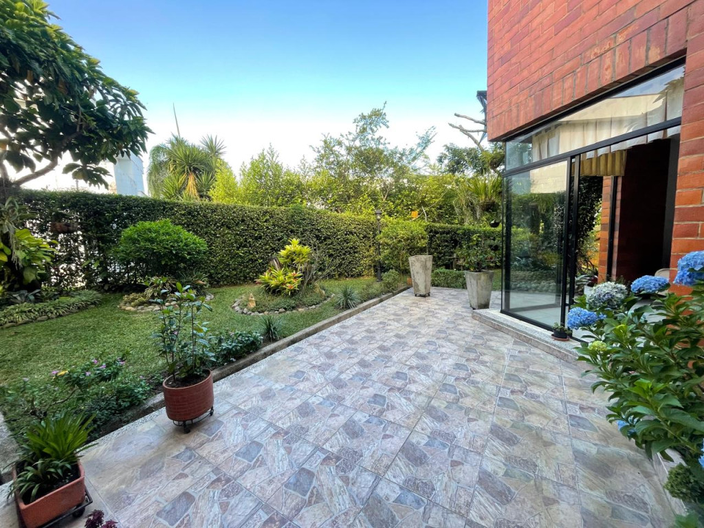 Casa En Arriendo - Ciudad Jardín, Cali