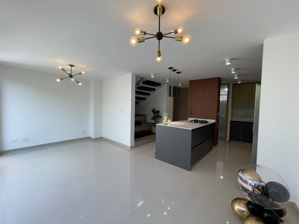 Casa En Arriendo - Ciudad Country - Jamundi, Jamundí