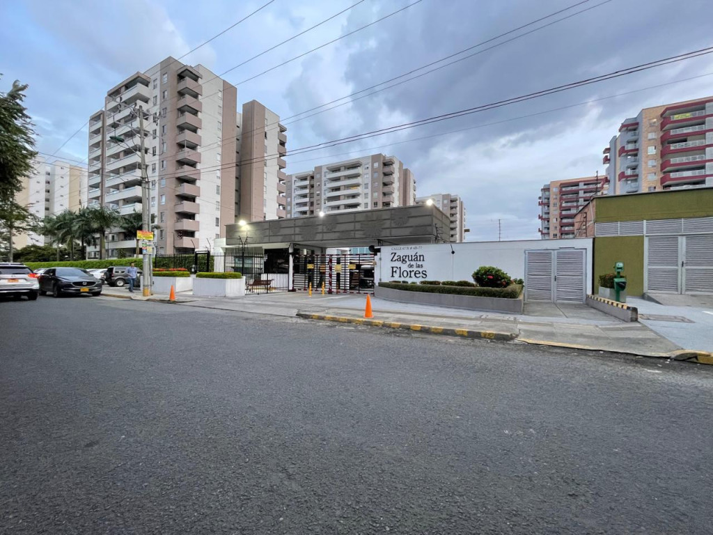 Apartamento En Arriendo - La Flora, Cali
