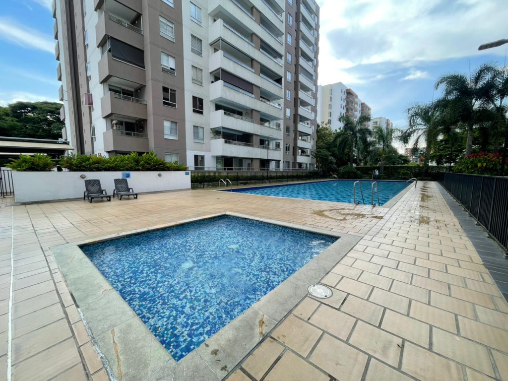 Apartamento En Arriendo - La Flora, Cali