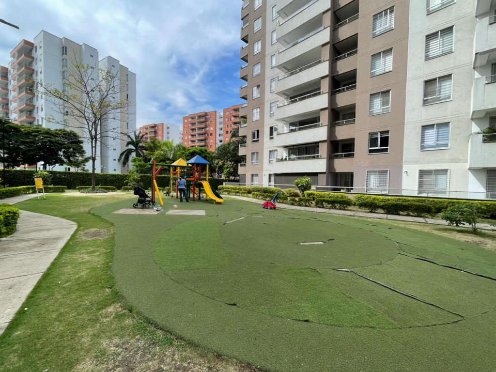 Apartamento En Arriendo - La Flora, Cali
