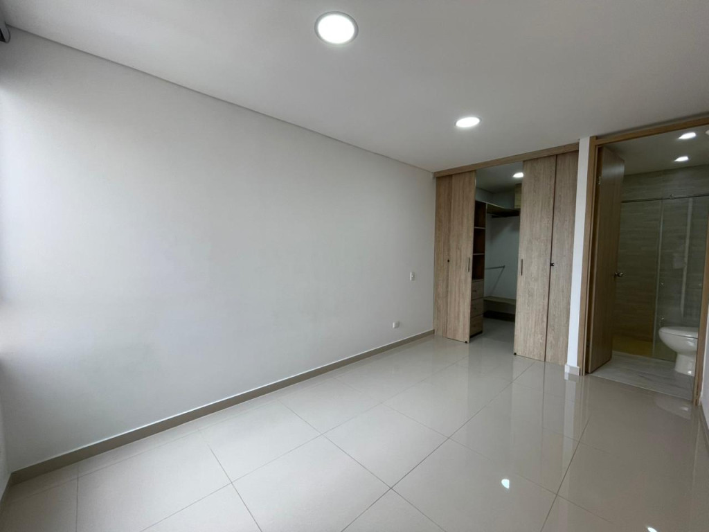 Apartamento En Arriendo - Valle Del Lili, Cali