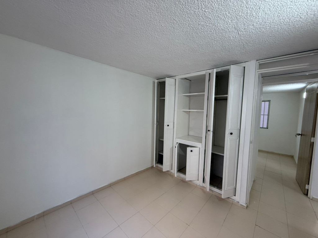 Apartamento En Venta - Cañaverales, Cali