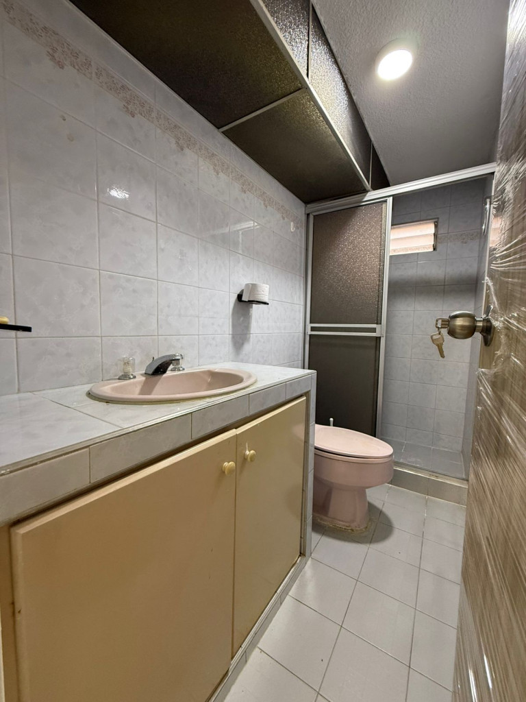Apartamento En Venta - Cañaverales, Cali