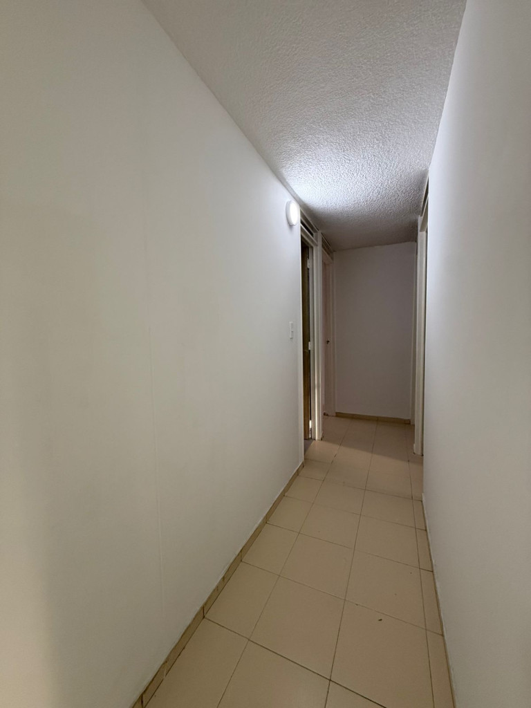 Apartamento En Venta - Cañaverales, Cali