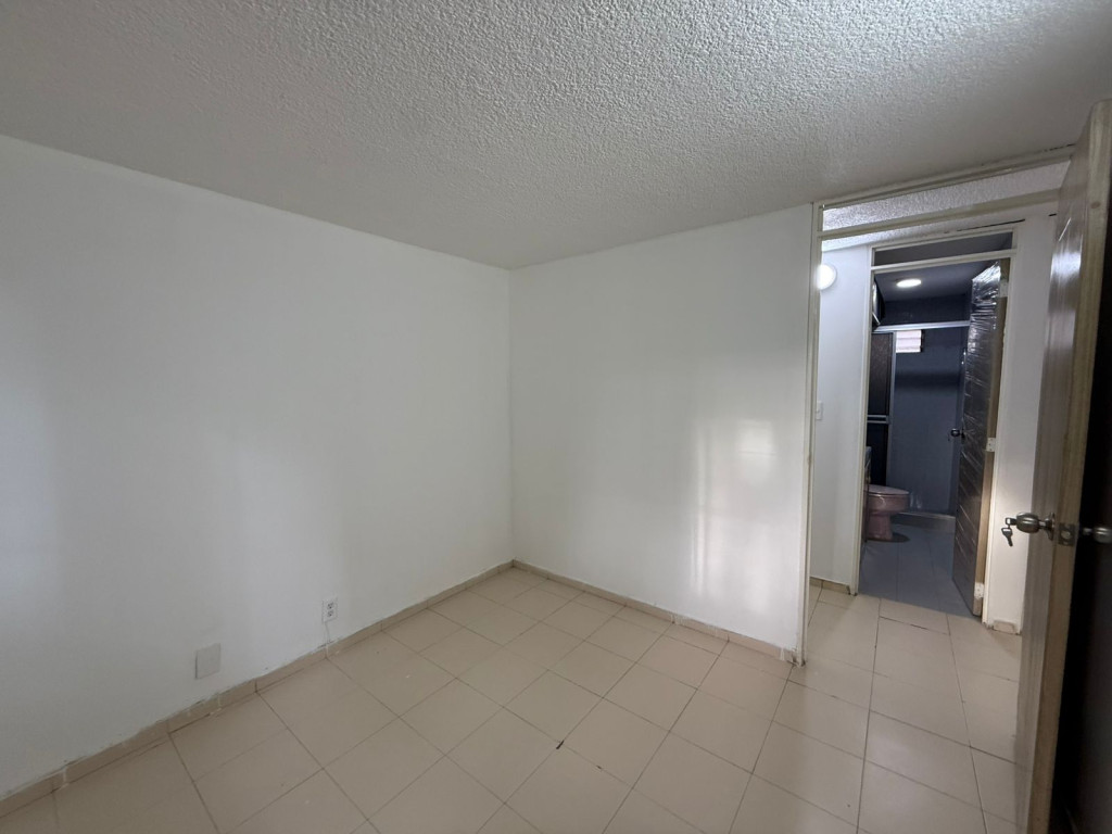 Apartamento En Venta - Cañaverales, Cali