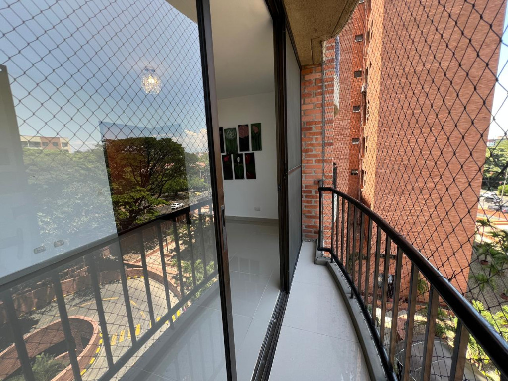 Apartamento En Venta - El Ingenio Ii, Cali