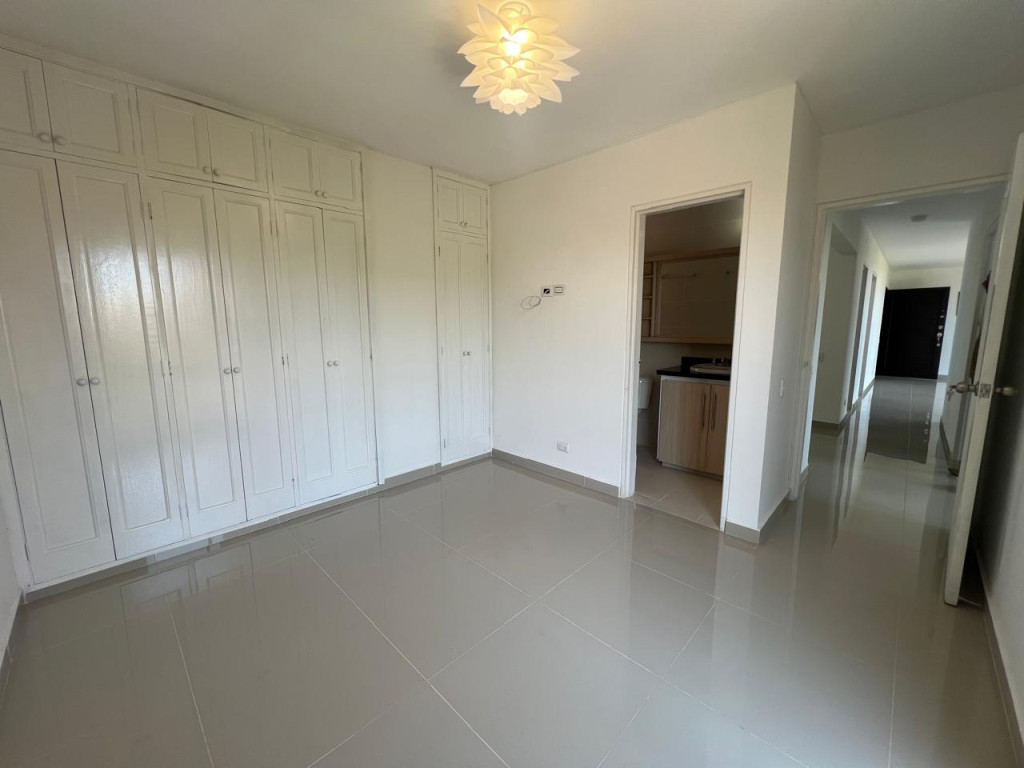 Apartamento En Venta - El Ingenio Ii, Cali