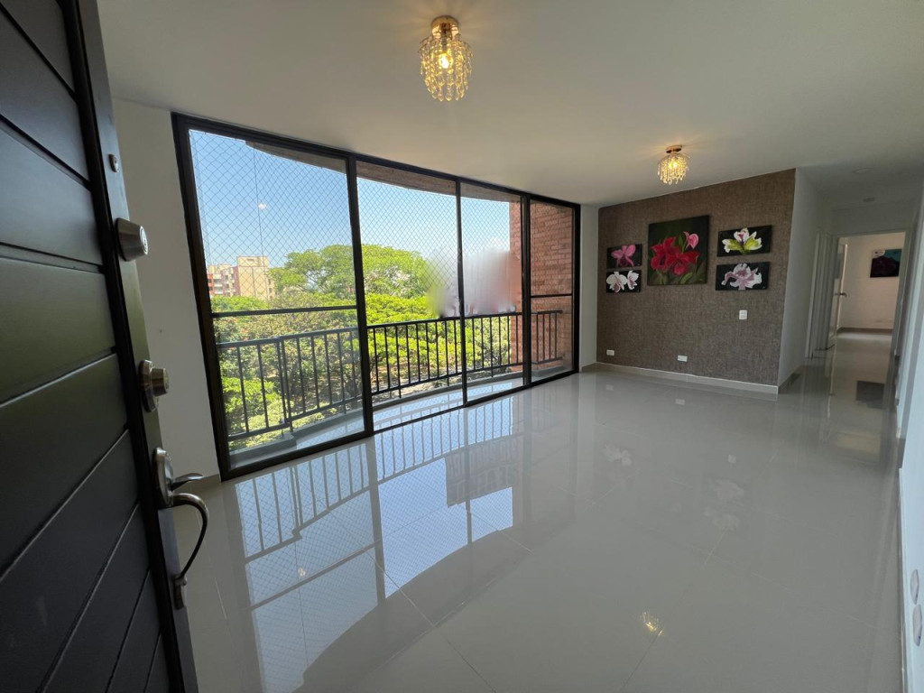 Apartamento En Venta - El Ingenio Ii, Cali