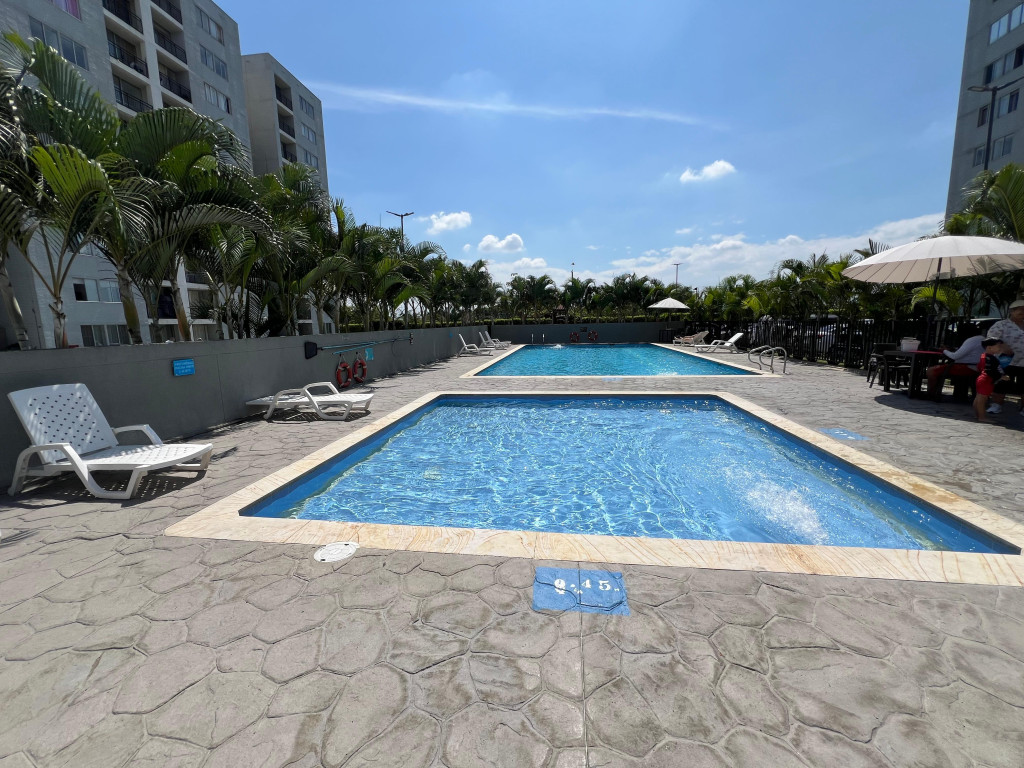 Apartamento En Venta - Bochalema, Cali