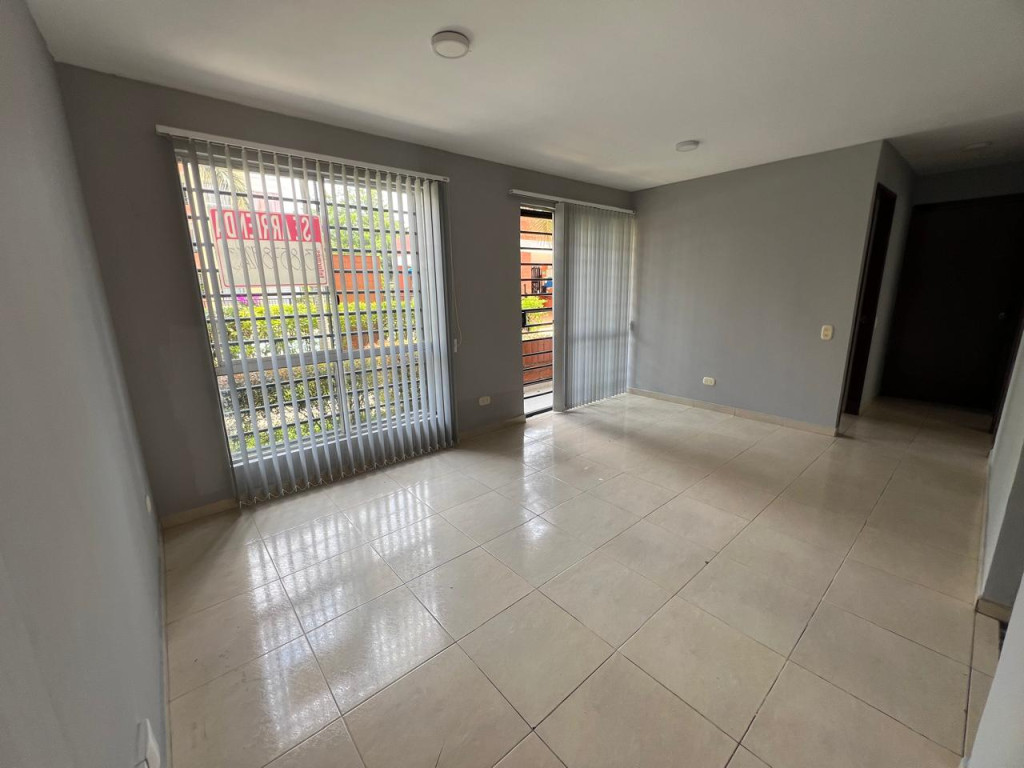Apartamento En Venta - Bochalema, Cali