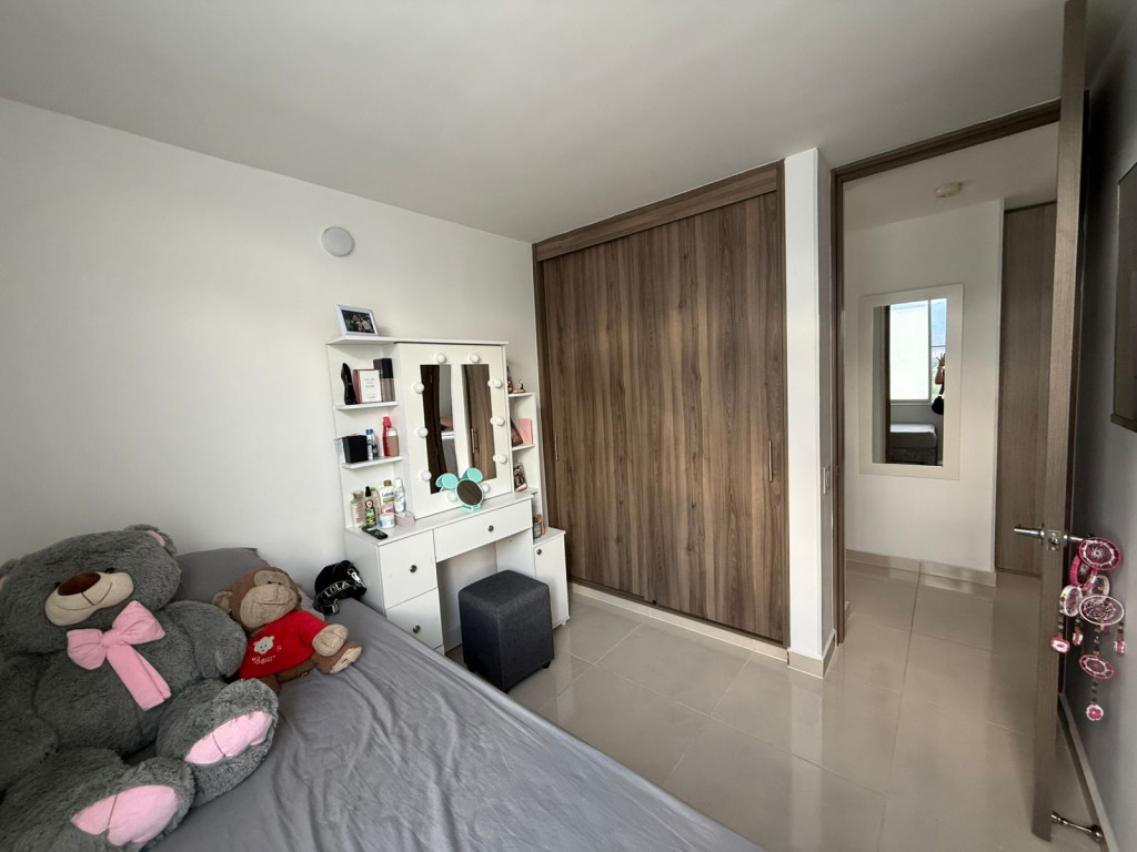 Apartamento En Venta - La Hacienda, Cali