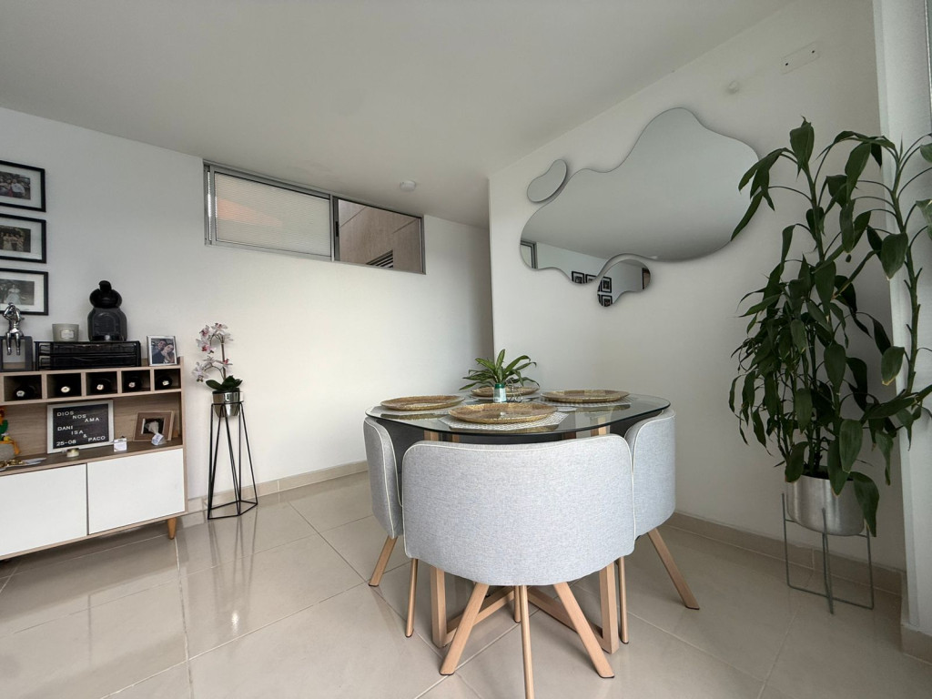 Apartamento En Venta - La Hacienda, Cali