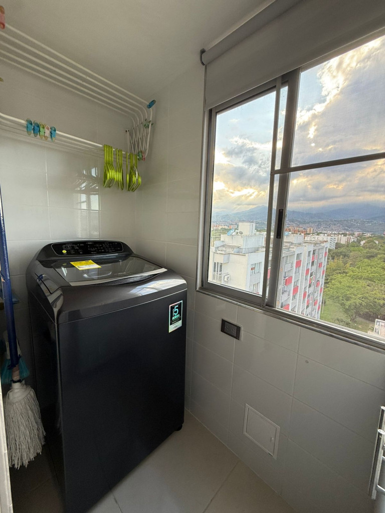 Apartamento En Venta - La Hacienda, Cali