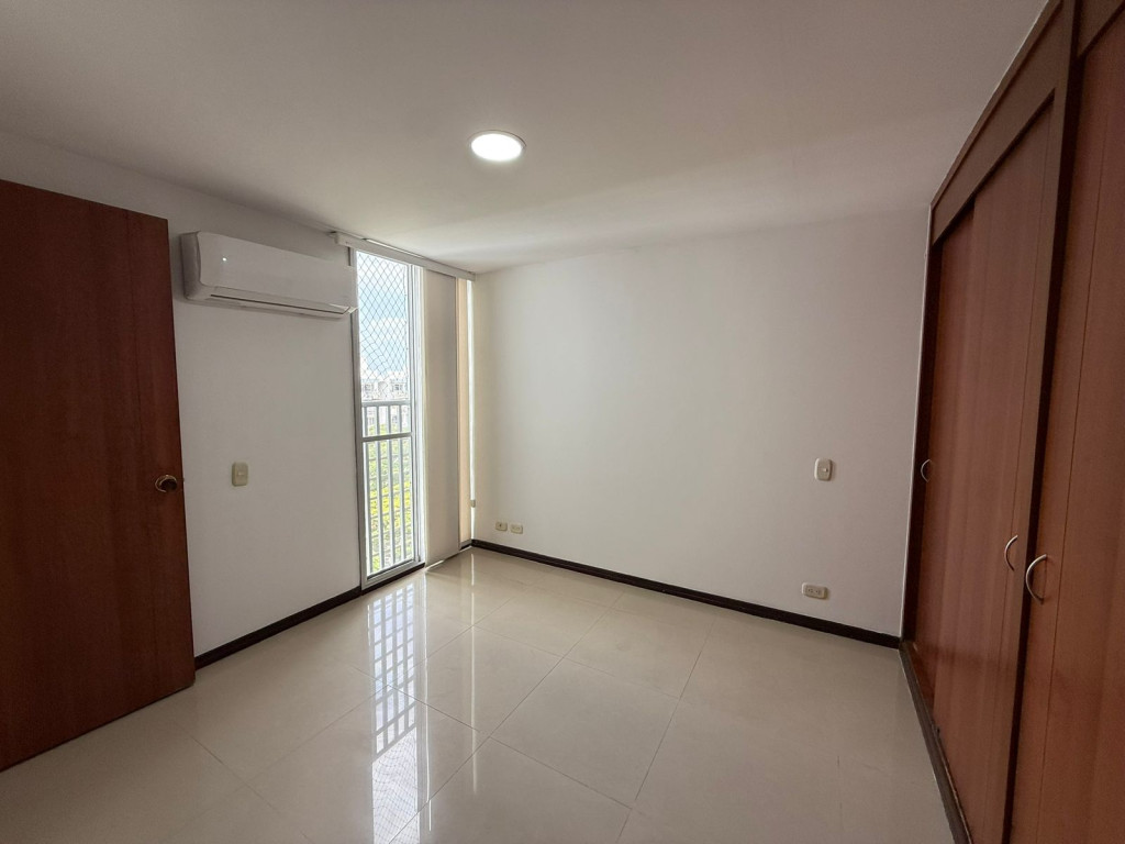 Apartamento En Venta - Valle Del Lili, Cali