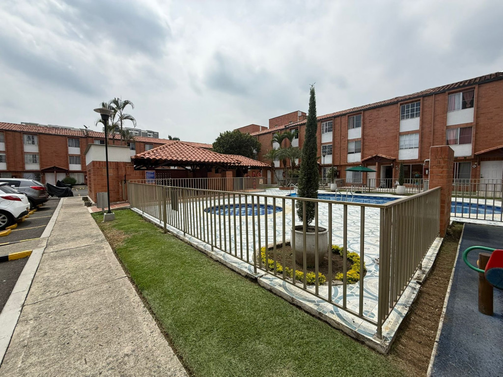 Apartamento En Venta - Valle Del Lili, Cali