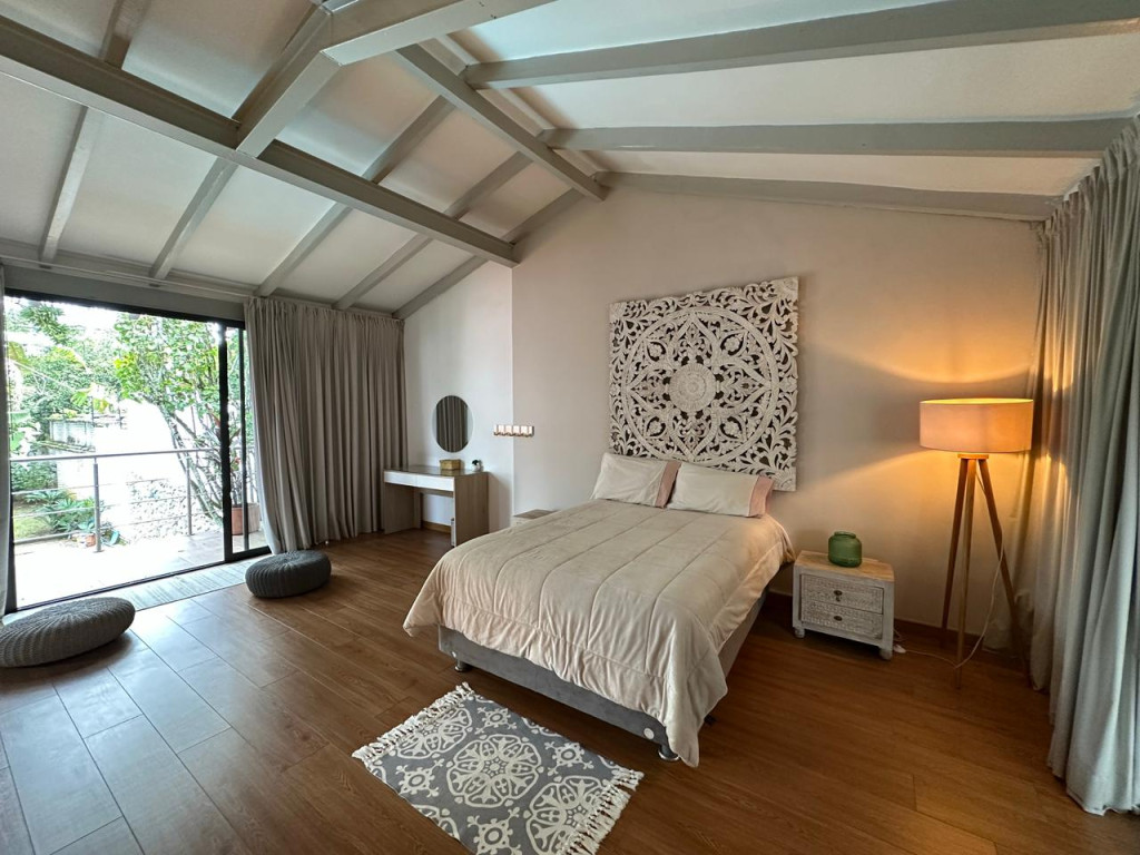 Casa En Venta - Ciudad Jardín, Cali