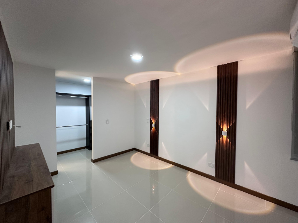 Apartamento En Venta - Valle Del Lili, Cali