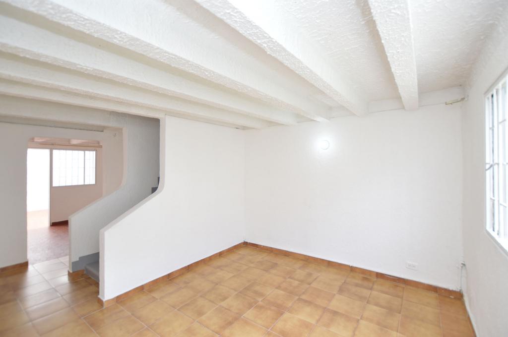 CASA Carrera 110 B #77 -23, Villas De Granada, Bogotá