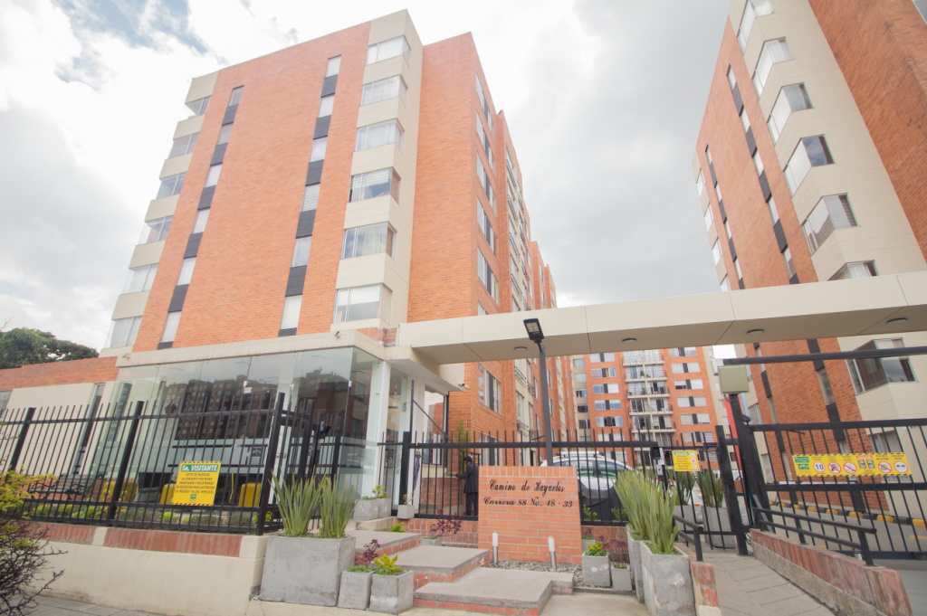 APARTAMENTO CRA 88 # 18 - 33, Hayuelos, Bogotá
