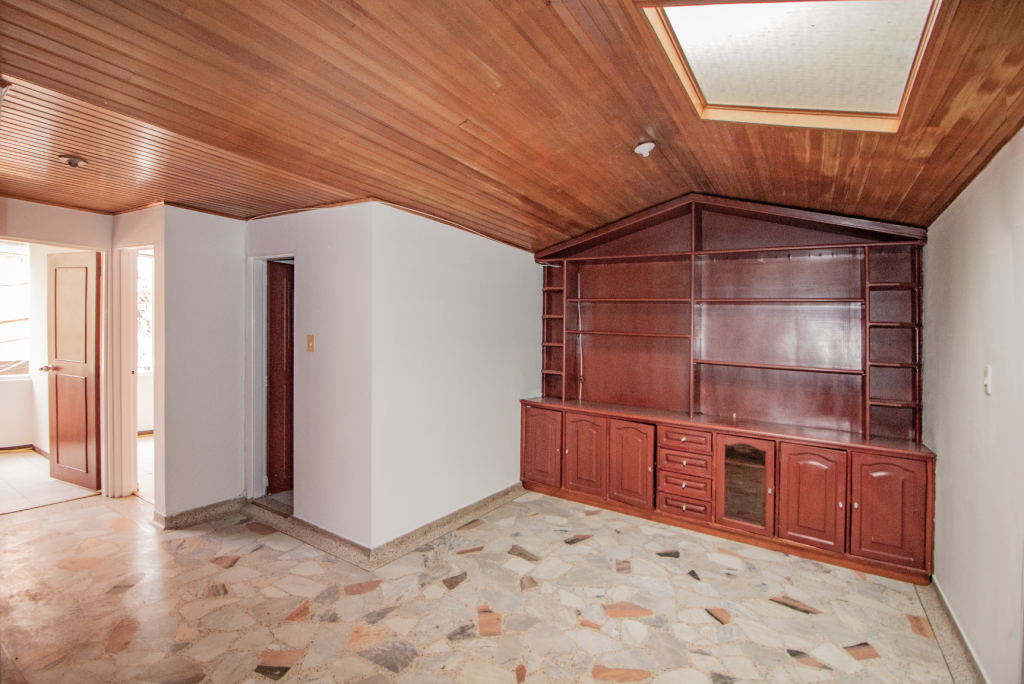 APARTAMENTO CRA 70 A # 2 - 28, Américas Central, Bogotá