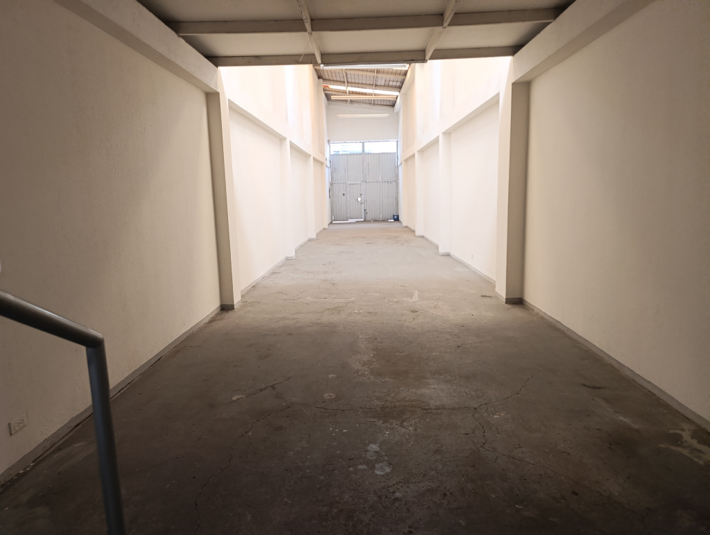 Bodega en venta, código 24946