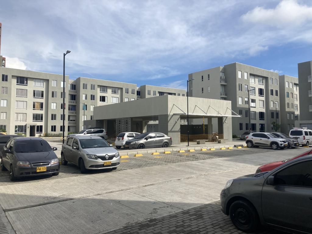 APARTAMENTO Calle 117 # 42 - 63 Apto 304 Torre 13 Conjunto RUISEÑOR I, Alameda Del Rio, Barranquilla