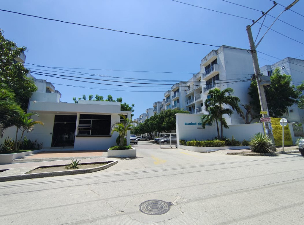 APARTAMENTO Calle 3B # 3B - 311 Apto 404 Torre E Edificio CIUDAD DEL MAR, Villa Campestre, Barranquilla