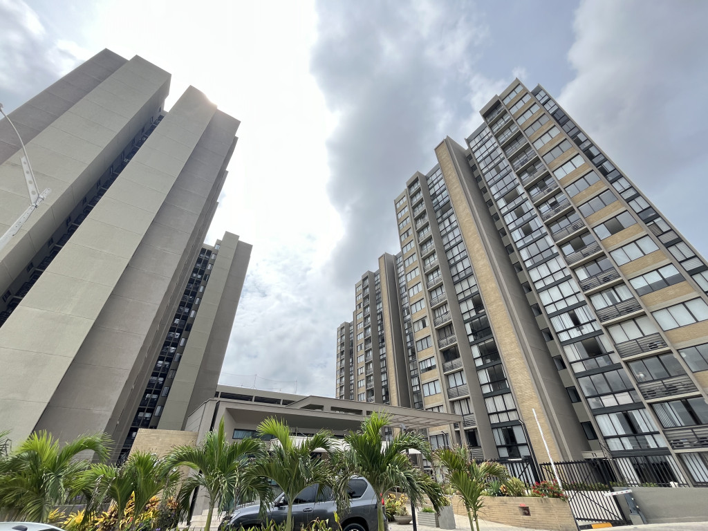 APARTAMENTO Calle 99 # 65 - 64 Apto 1602 Torre 4 Conjunto Gratia, Lago Alto, Barranquilla