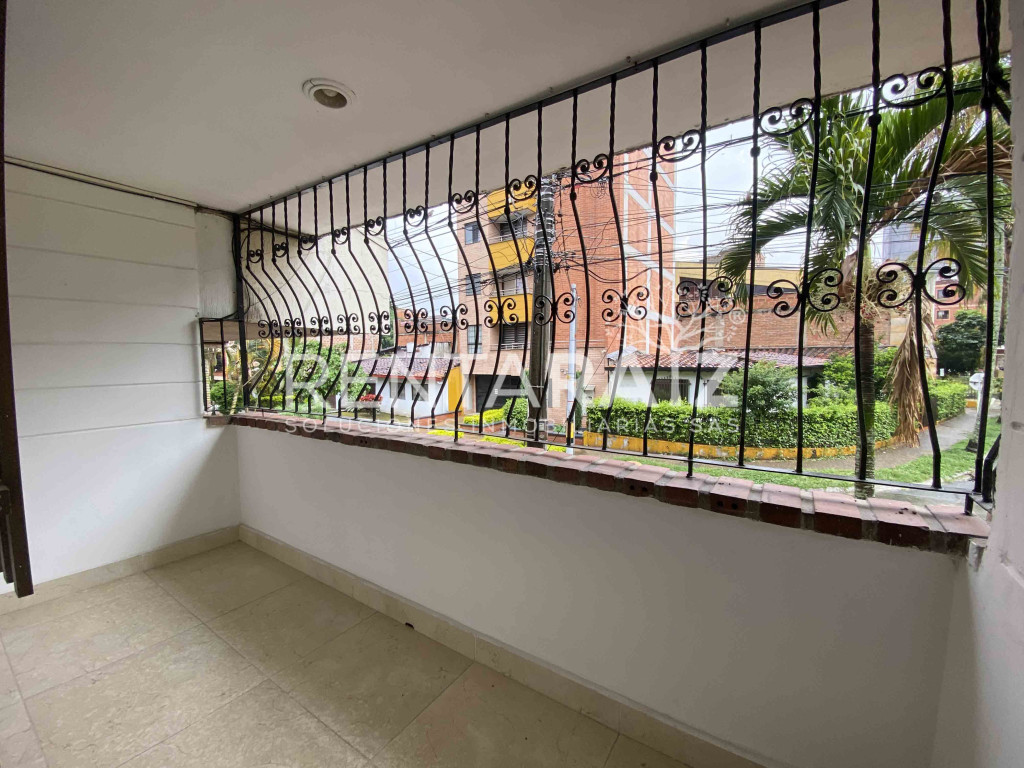 Cra 83a # 40 35, Casa comercial laureles 2