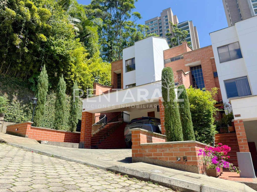 casas de san lorenzo, ana maria