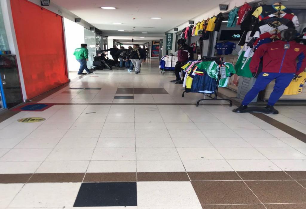 Local EN VENTA EN San Fasón, código: 1041090 - 5