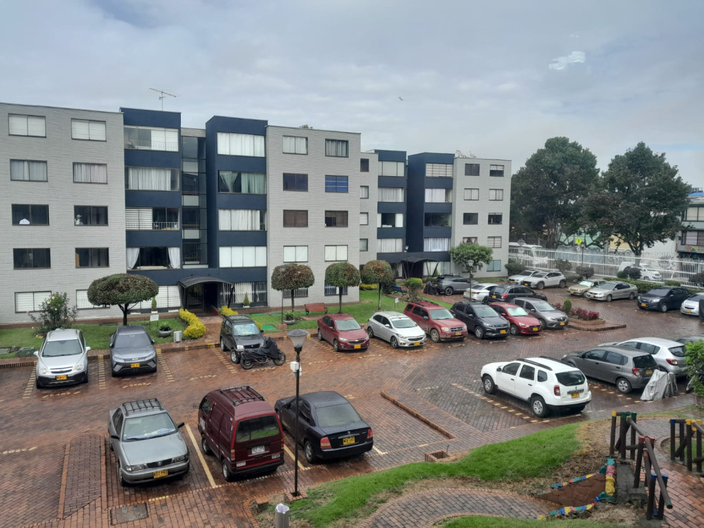 APARTAMENTO Carrera 68B # 76A - 83 Unidad 33 Interior 2 Apto 302, Metrópolis, Bogotá en Metropolis