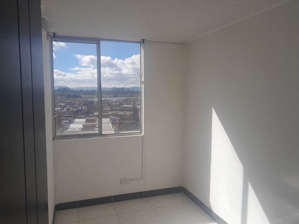 APARTAMENTO Calle 70 A Bis - # 117 - 15 Trr. 2 Apto. 1101, Villa Teresita, Bogotá