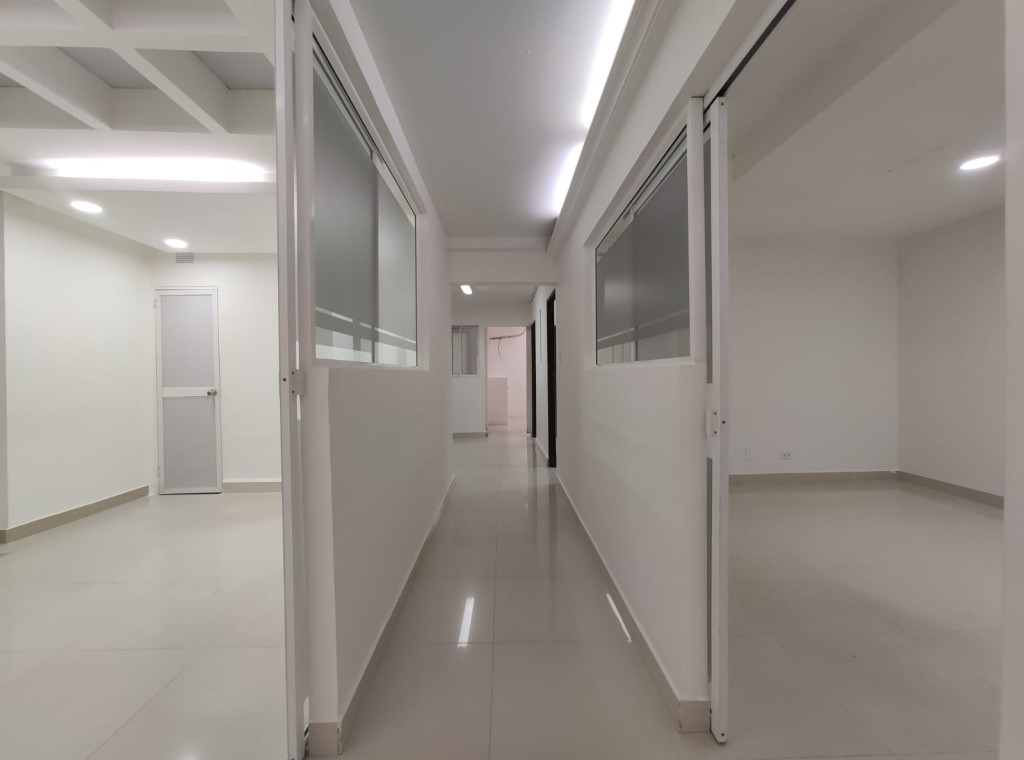 Oficina EN ARRIENDO EN Santa Mónica Residencial, código: 10246536 - 5