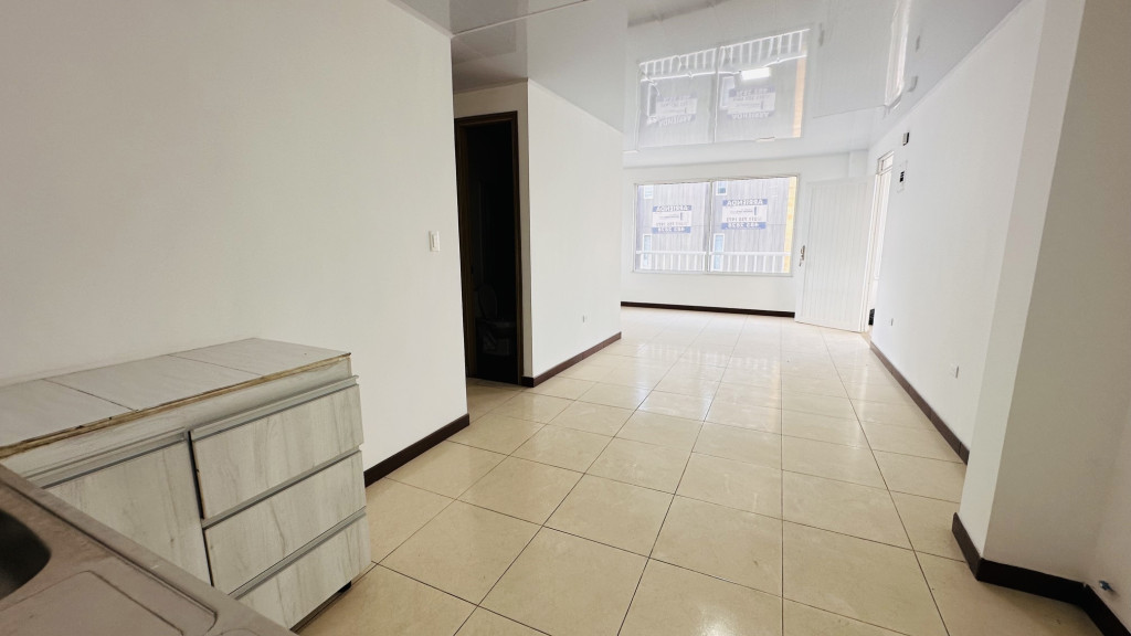 APARTAMENTO Calle 10 A # 63-10, El Gran Limonar, Cali