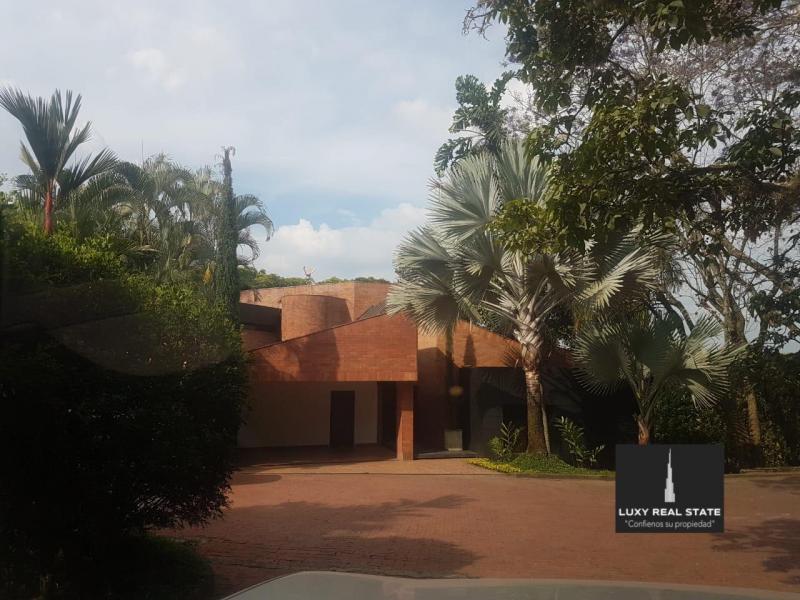 Casa Campestre EN VENTA EN Ciudad Jardín, código: 1042143 - 9