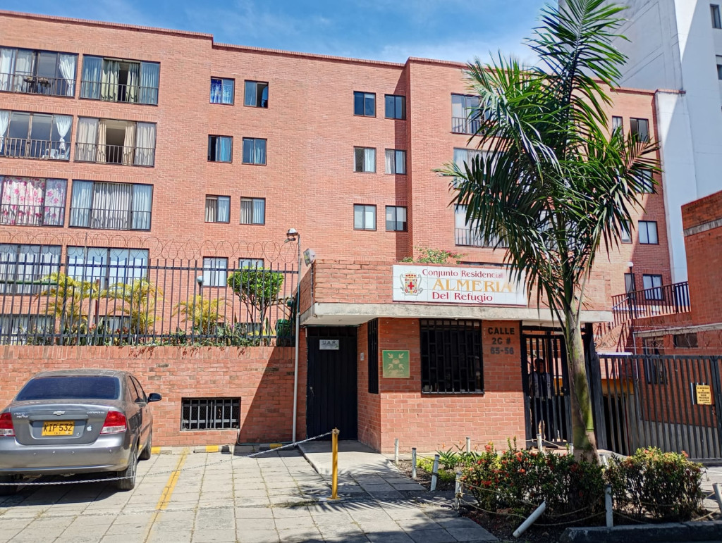 APARTAMENTO Calle 2 C #65 -56, El Refugio, Cali