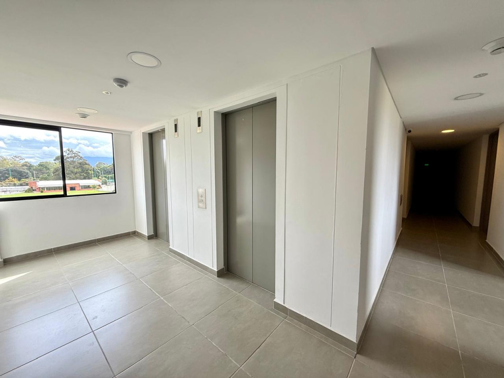 Apartaestudio En Arriendo - Mazurén, Bogotá