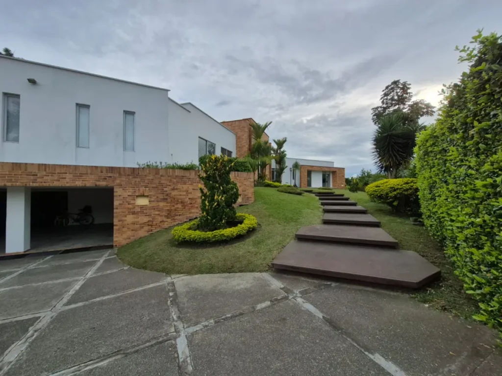 Casa En Venta - El Edén, Armenia