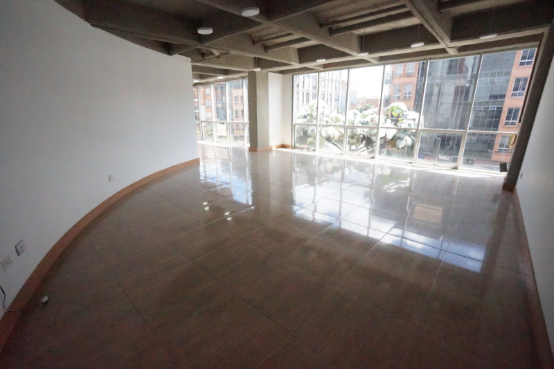 Oficina En Arriendo - Puente Largo, Bogotá