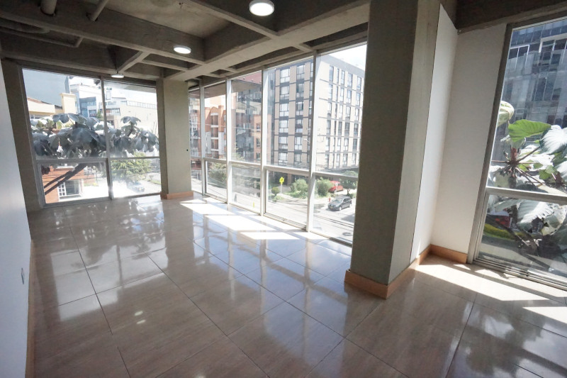 Oficina En Arriendo - Puente Largo, Bogotá