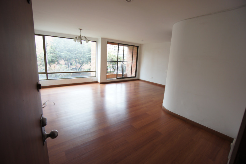 Apartamento En Arriendo - Lagos De Cordoba, Bogotá