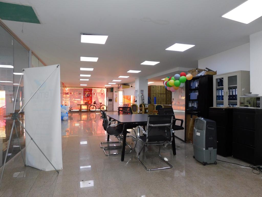 Local en Arriendo - Vista 3