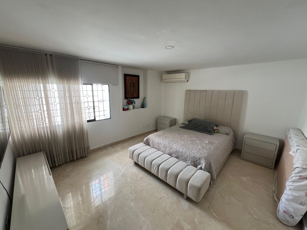 Casa EN VENTA EN El Golf, código: 10280327 - 9