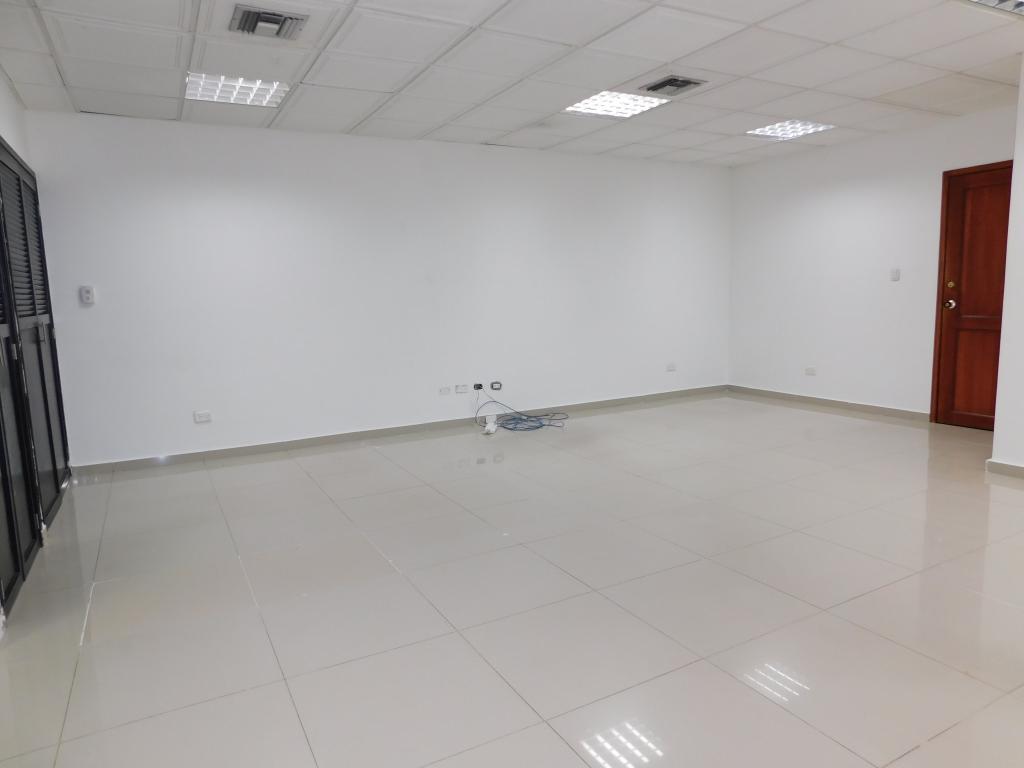Oficina EN ARRIENDO EN Villa Country, código: 10208232 - 8